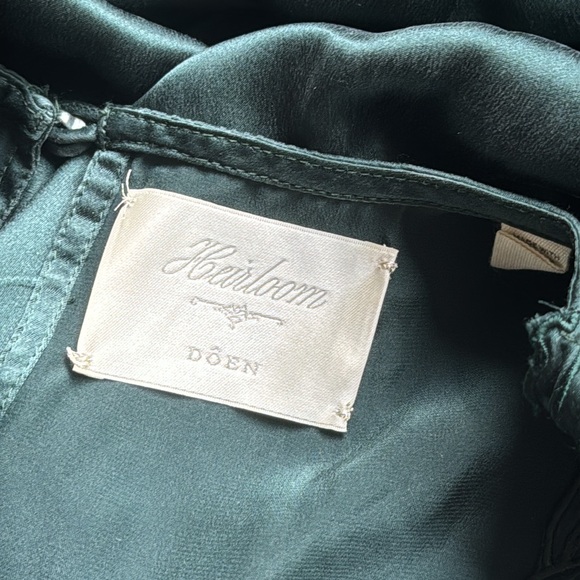 Doen Melinda Heirloom Silk Long Sleeve Dress in Alpine Green - Picture 5 of 6